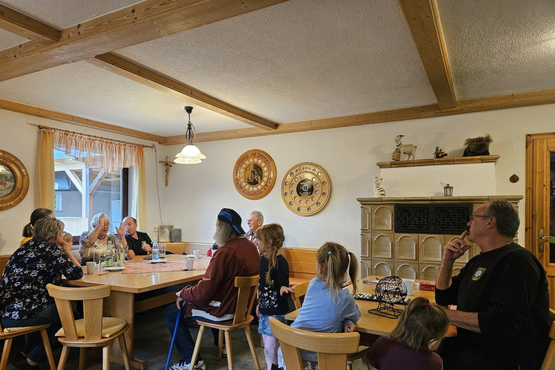 Bingo-Nachmittag im Nachbarschaftstreff Luitpoldhöhe. Foto/Copyright: Olga Schöps, Stadt Amberg