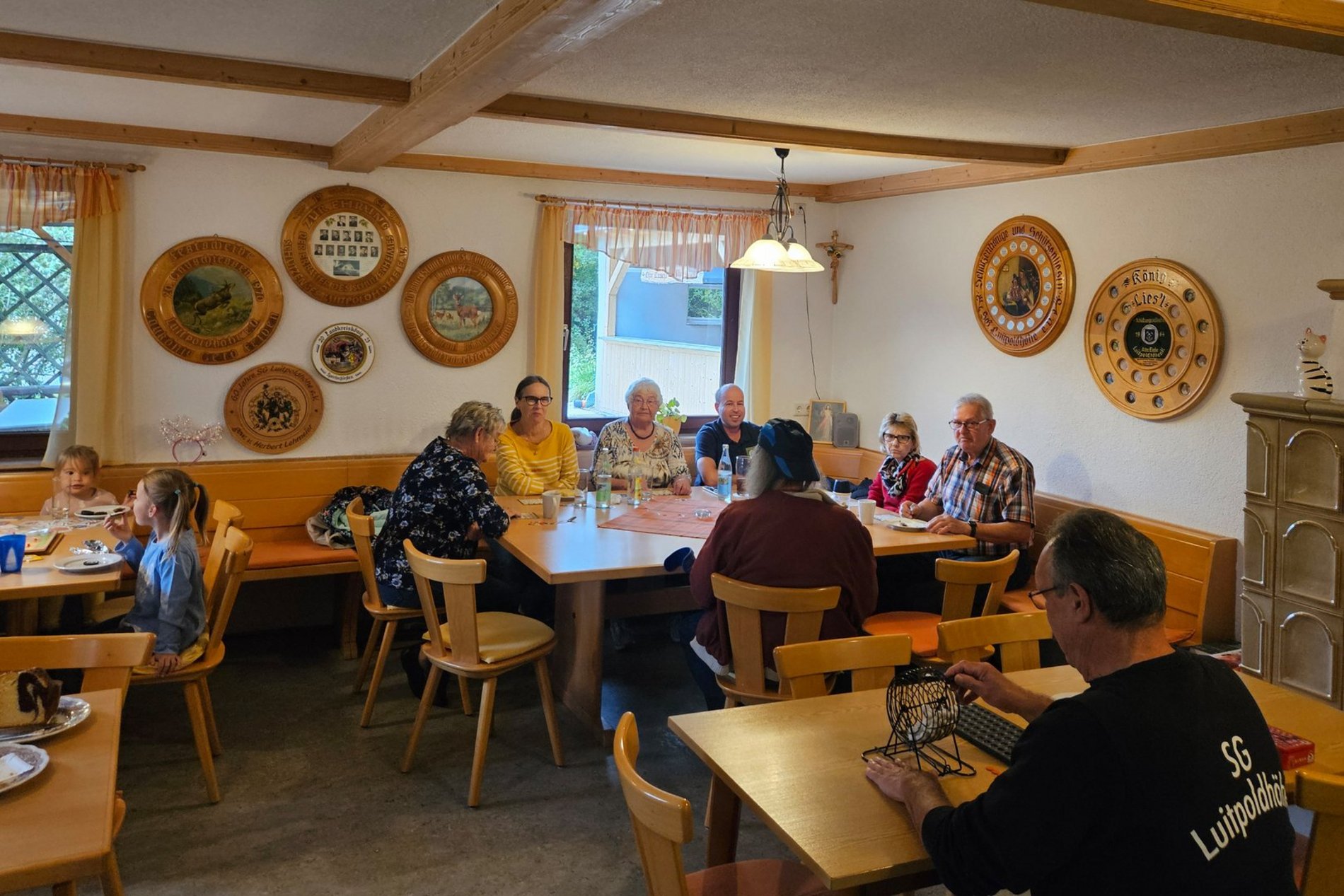 Bingo-Nachmittag im Nachbarschaftstreff Luitpoldhöhe. Foto/Copyright: Olga Schöps, Stadt Amberg